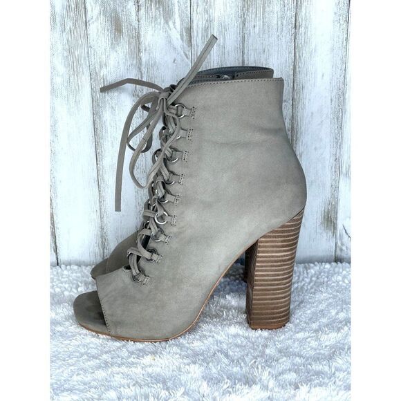 Steve Madden Freemee Lace Up Nubuck Leather Peep-Toe Booties Gray Size 7 - Picture 5 of 8